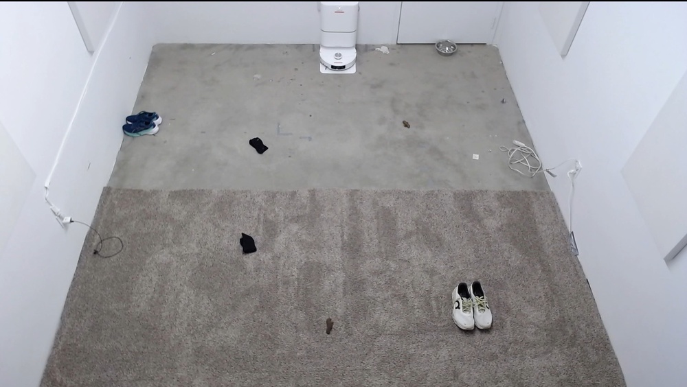 The current room setup used to assess Obstacle Avoidance performance.