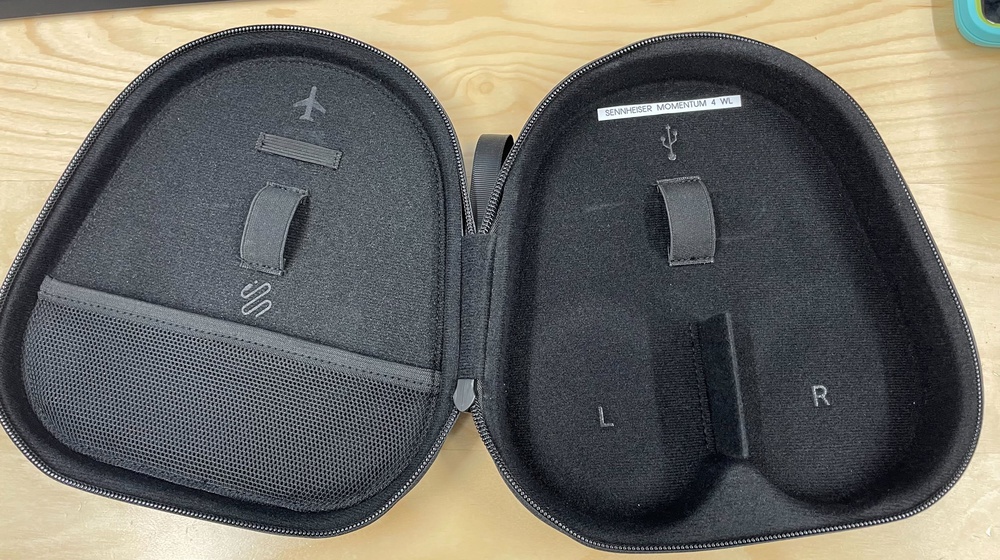The Sennheiser MOMENTUM 4 Wireless's case has internal pouches to store its accessories.