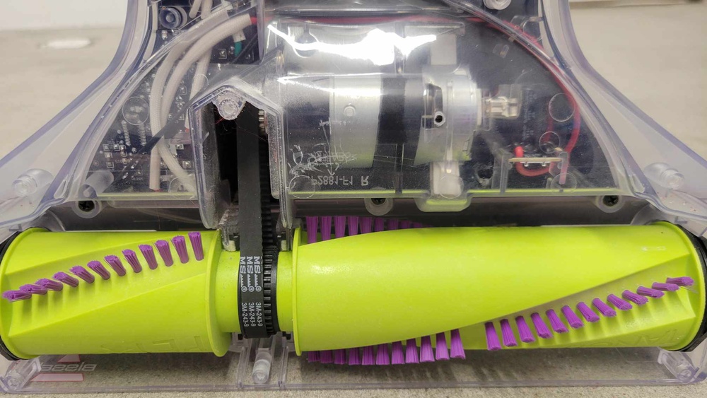 A closer view of the belt motor and belt on the BISSELL Pet Hair Eraser Turbo Plus