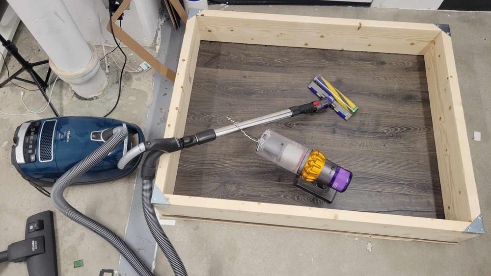 Miele C3 with the Dyson V15's soft roller