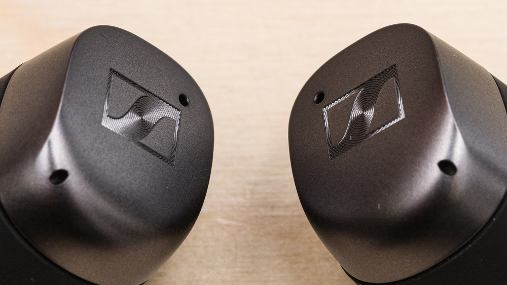 Image of the touch surface of the Sennheiser MOMENTUM True Wireless 4