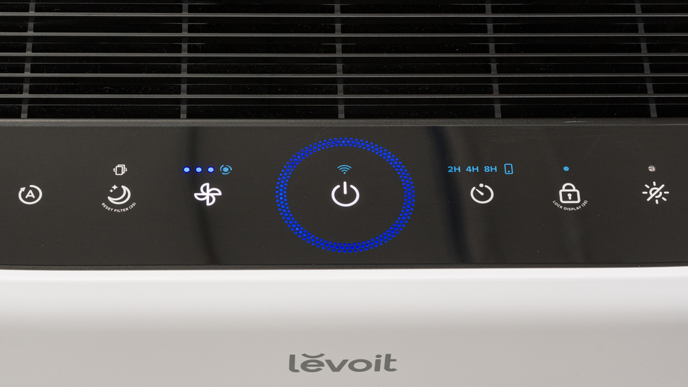 The Levoit Vital 200's user interface.