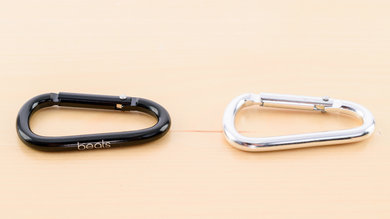 Beats Solo2 Wireless carabiner hook